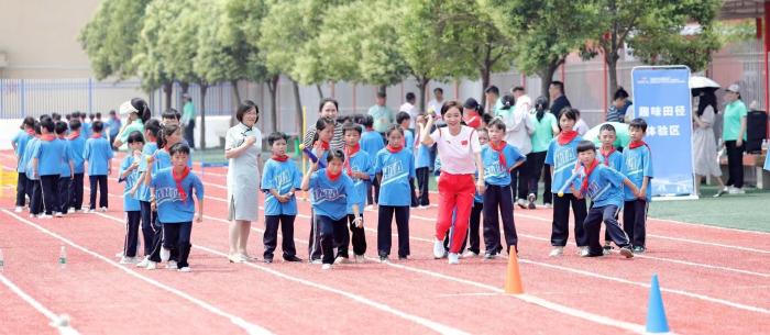 全国多地联动开展“奔跑吧·少年”六一活动周