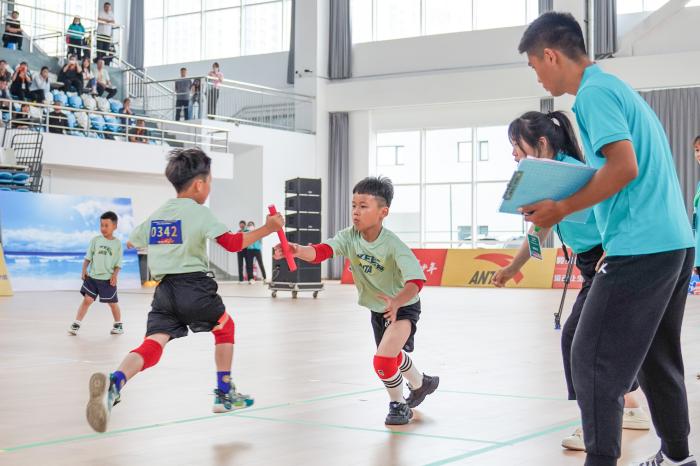 全国多地联动开展“奔跑吧·少年”六一活动周