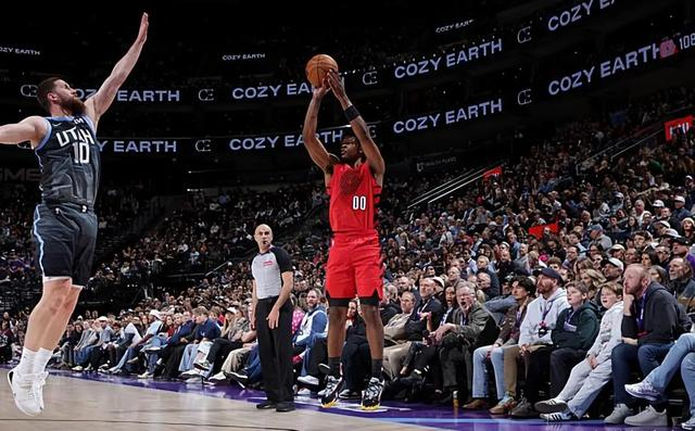 斯库特-亨德森表现低迷 阻碍开拓者重建进程