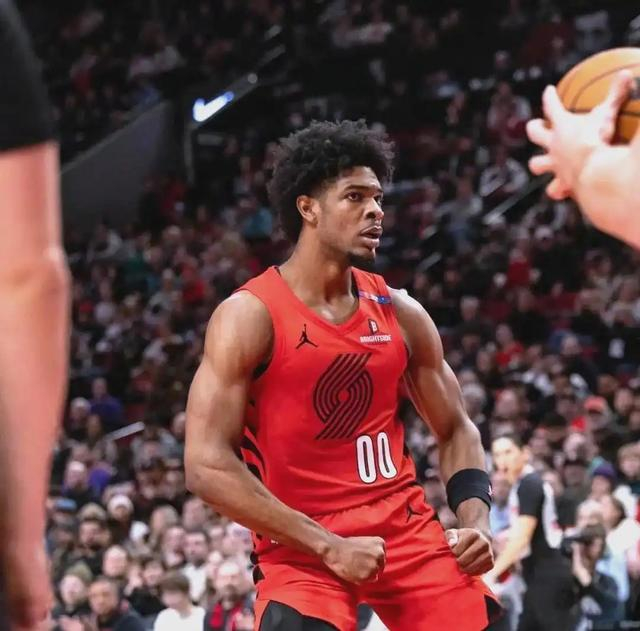 斯库特-亨德森表现低迷 阻碍开拓者重建进程