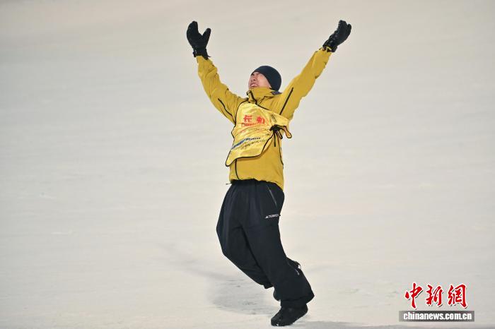 距离米兰冬奥开幕仅剩一个月 中国冰雪健儿全力